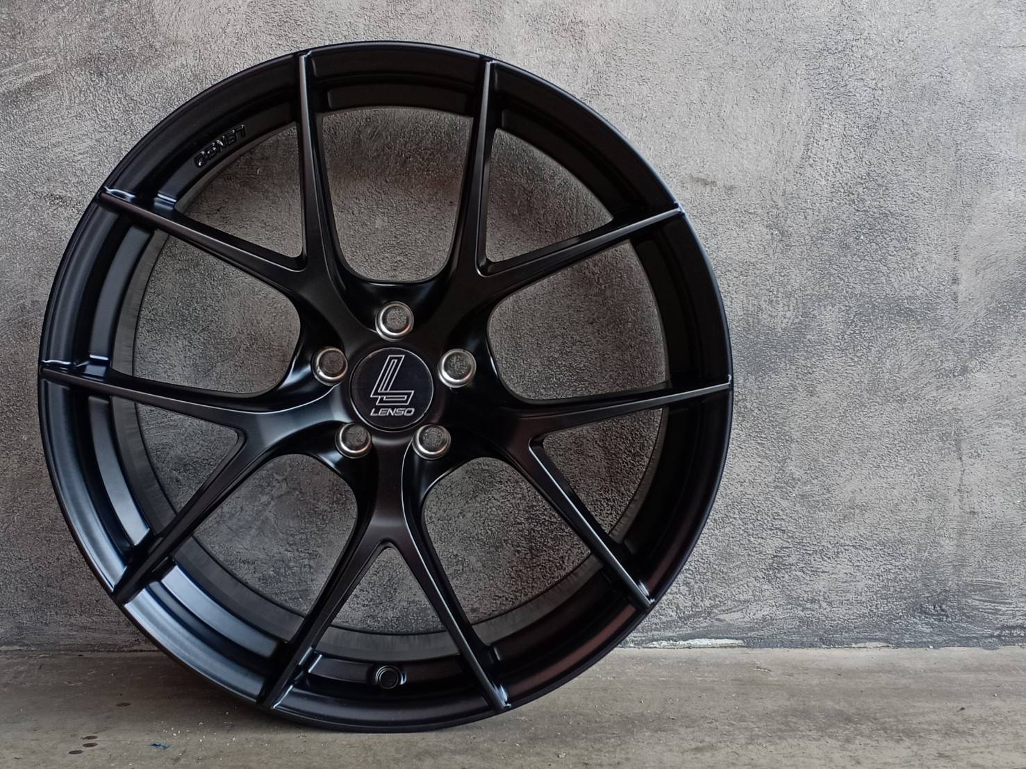 JAGER-DYNA 18X8.5 PCD 5X100 ET+35 CB.73/65 MK