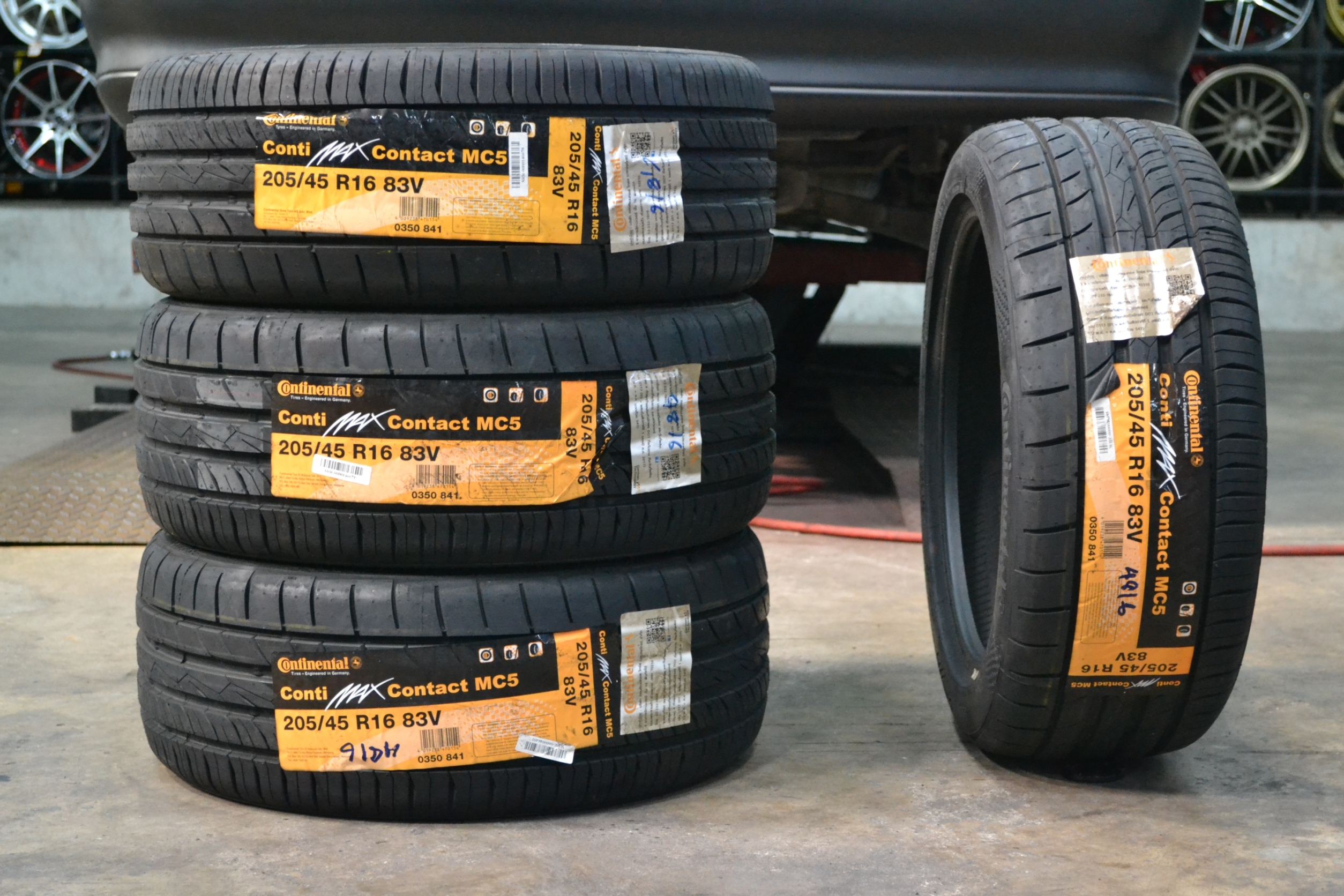 ยางใหม่ ค้างปี CONTINENTAL MC5 205/45-16 ยางปี16 ลดราคากว่า 50%