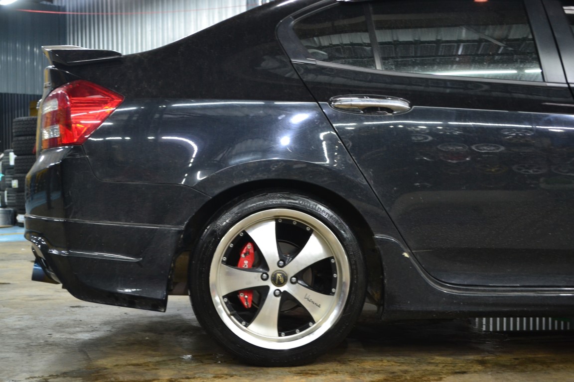 โช๊ค สตรัทปรับเกลียว GAB HE ใส่ CITY ชุดละ 1x,xxx บาท พร้อมติดตั้งฟรี