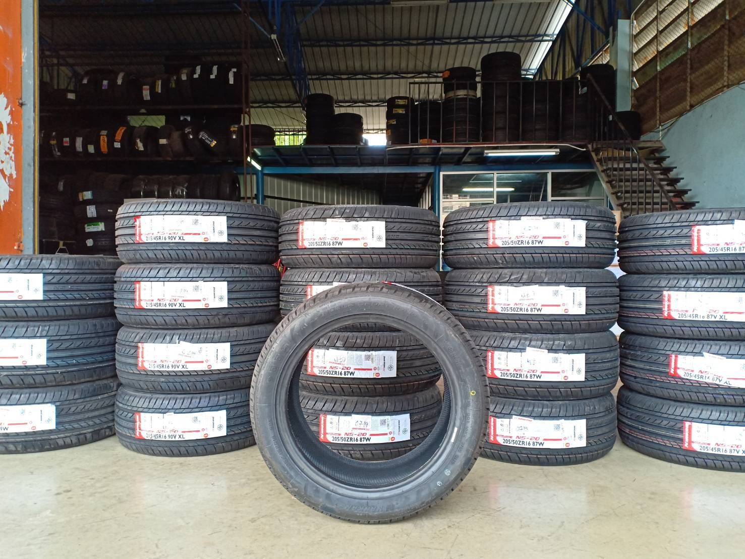 NANKANG 225/45ZR16 NS-20 ปี19 ราคาถูก