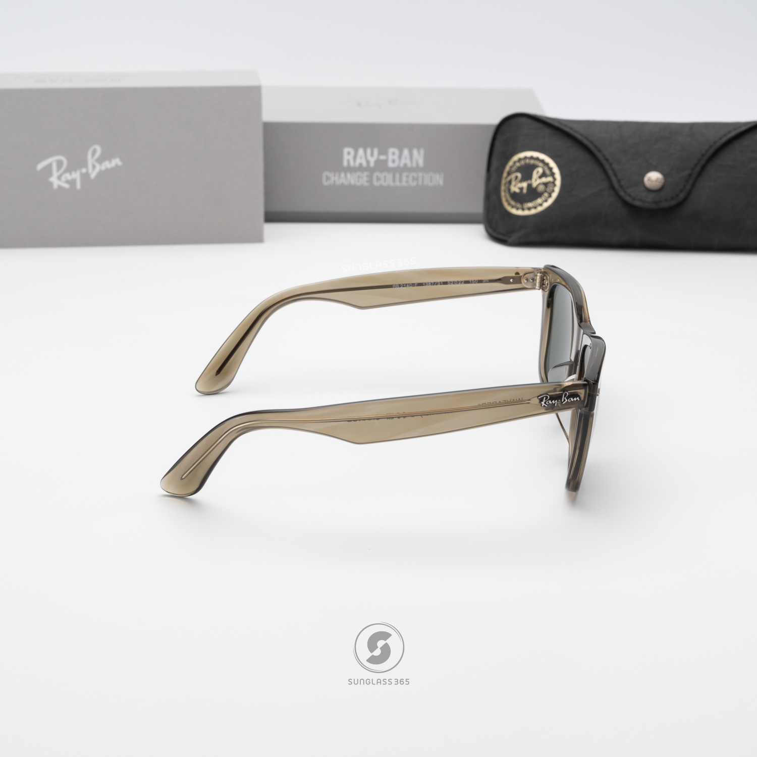 Ray Ban Wayfarer Change Collection RB2140F 138731 Photo Striped Grey