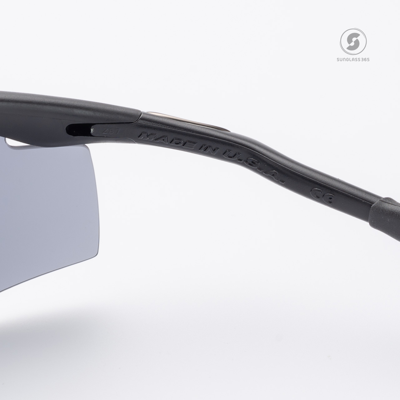 Oakley SI M Strike OO9060 11-162 Black Grey