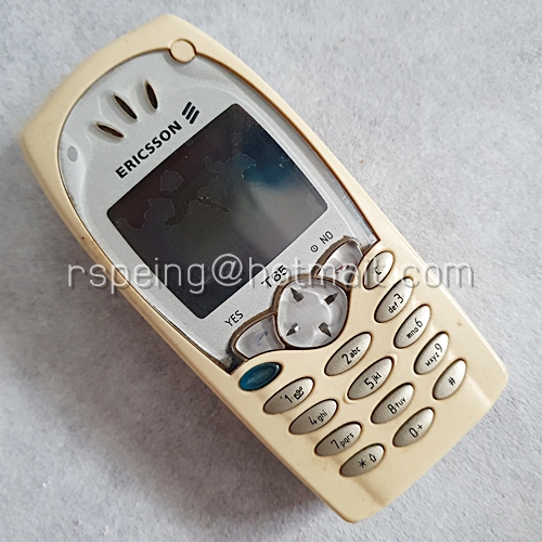 มือถือปุ่มกด Ericsson T65 สีครีม
