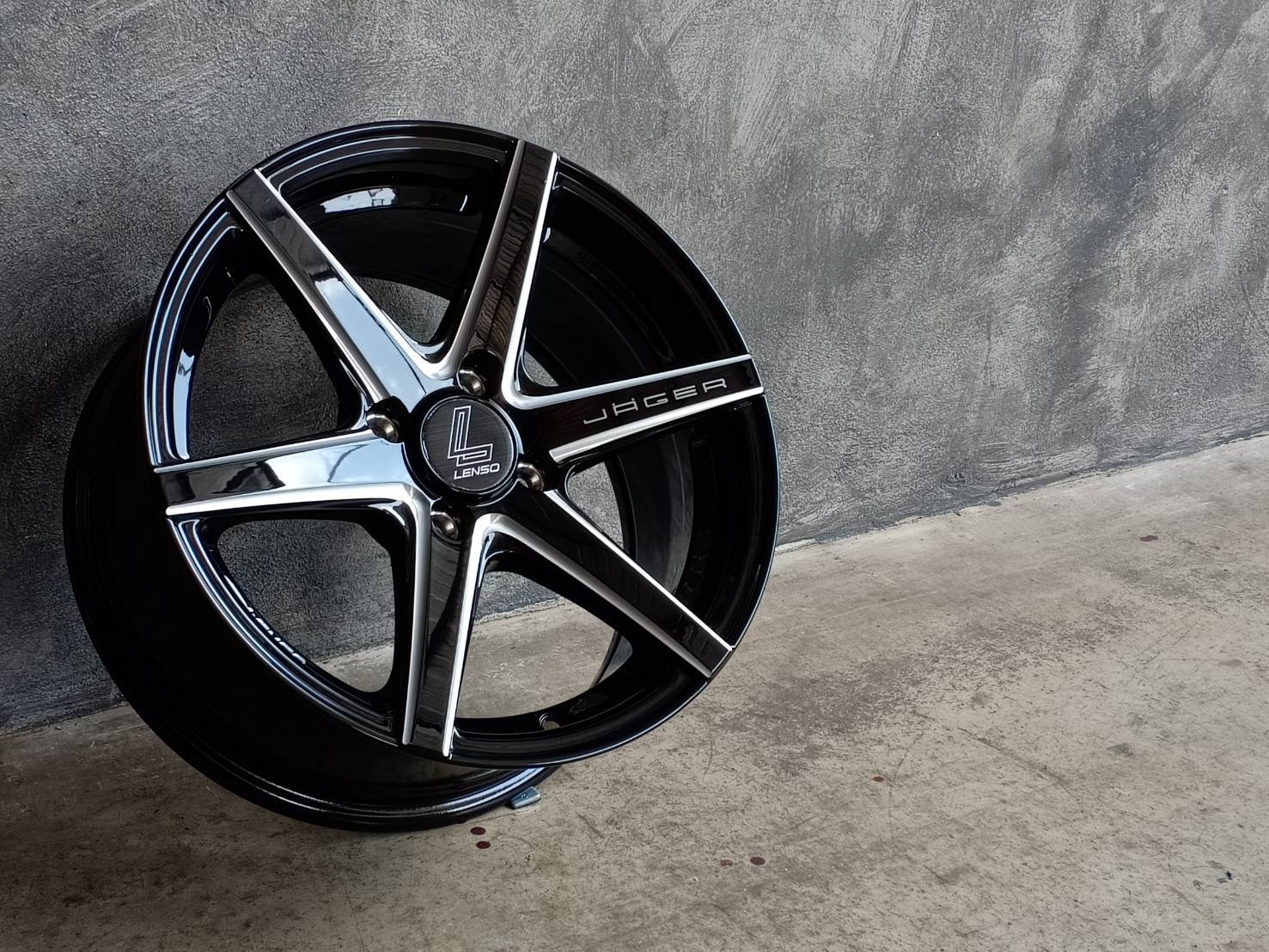 JAGER-CRAFT 15X7 4X100 +35 73/65 BKWA