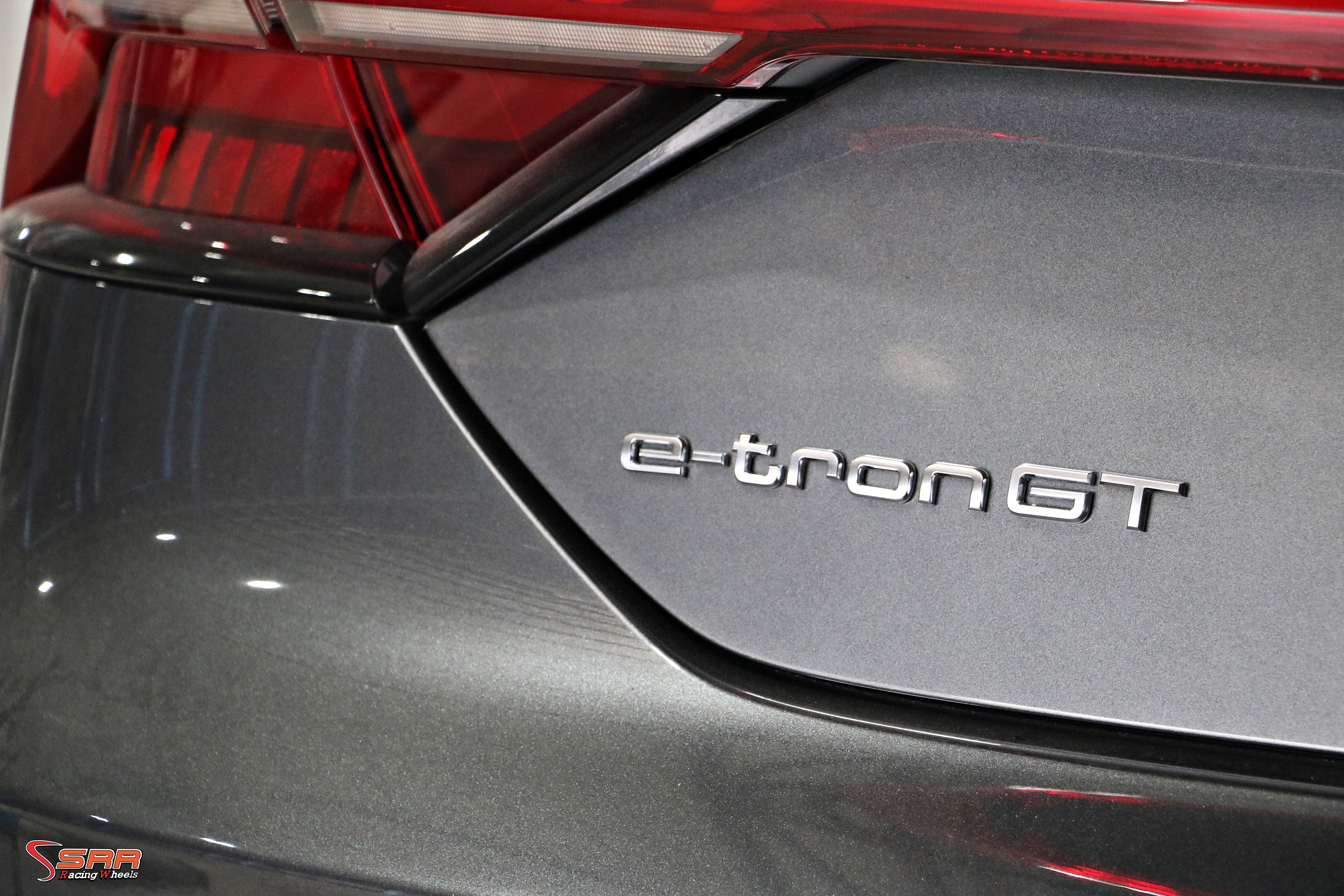 Pirelli Pzero PZ4 elt ปี24 ขอบ21