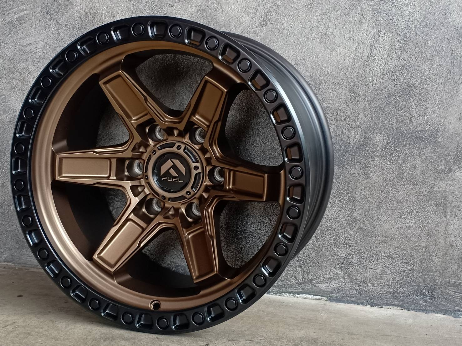 FUEL KICKER ล้อแม็กซ์แท้ ขอบ17 กว้าง9 PCD6X139.7 offset-12