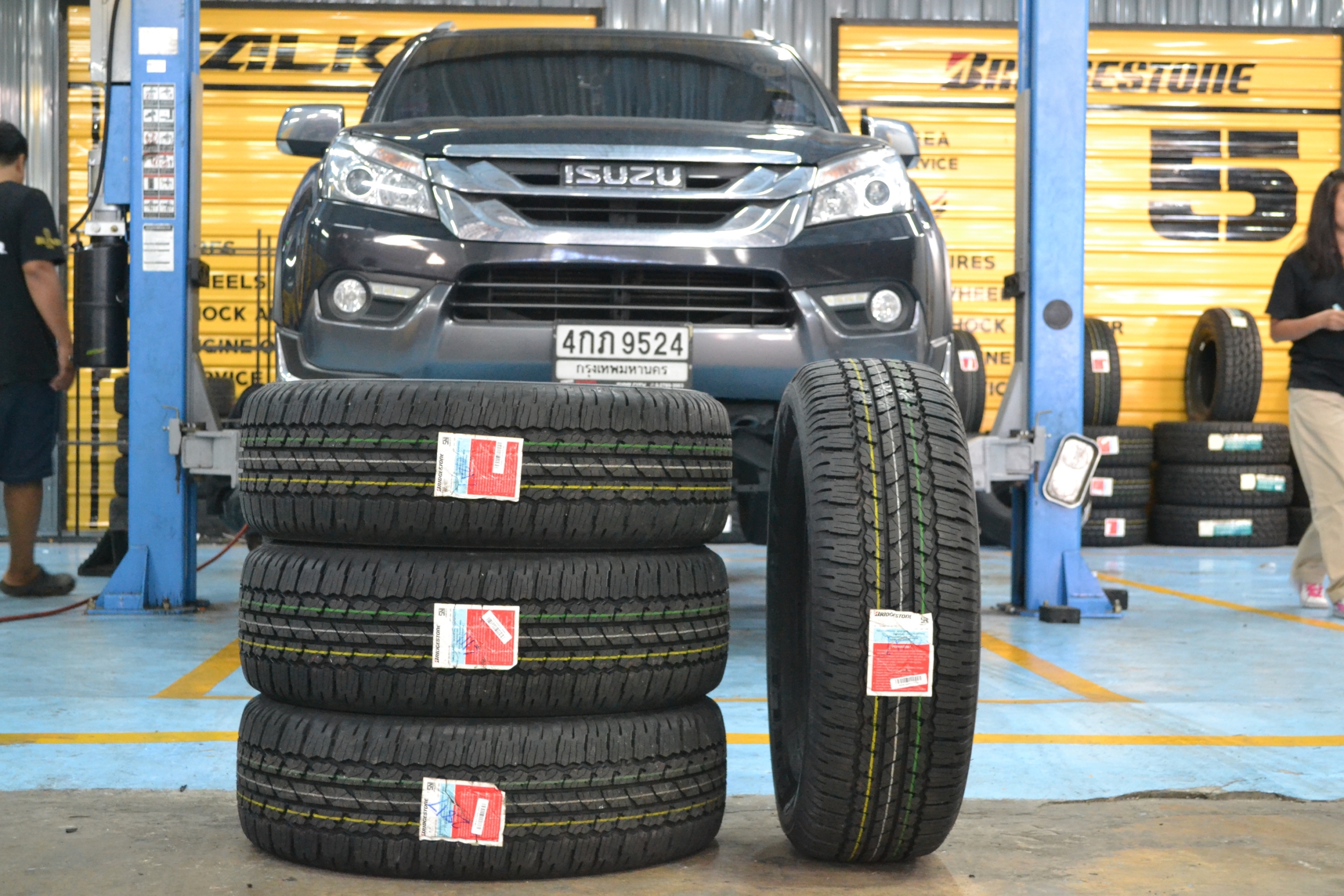 BRIDGESTONE AT693 III 265-65-17 เส้น 4500 ปกติ 7500 บาท