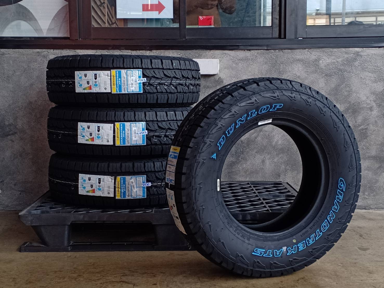 DUNLOP GRANDTREK AT5 225/70R15 ปี20