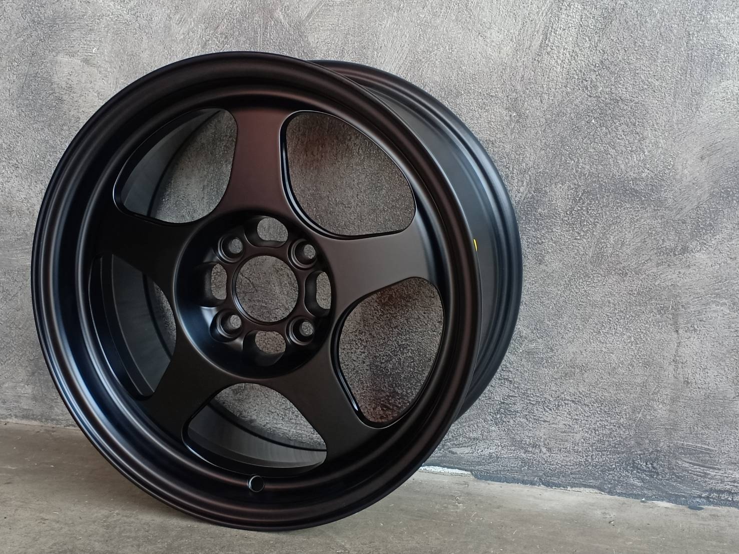 ZX21A 15X7 4X100 35 73.1 CHARCOAL BLACK