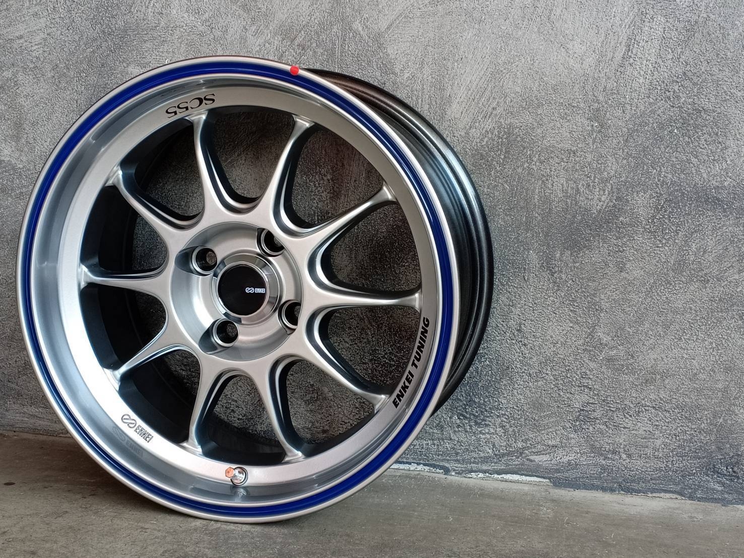 ENKEI TUNING SC55 15X7 4X100 28 73.1 GHB1QR2DKB6LK สินค้าราคาถูก