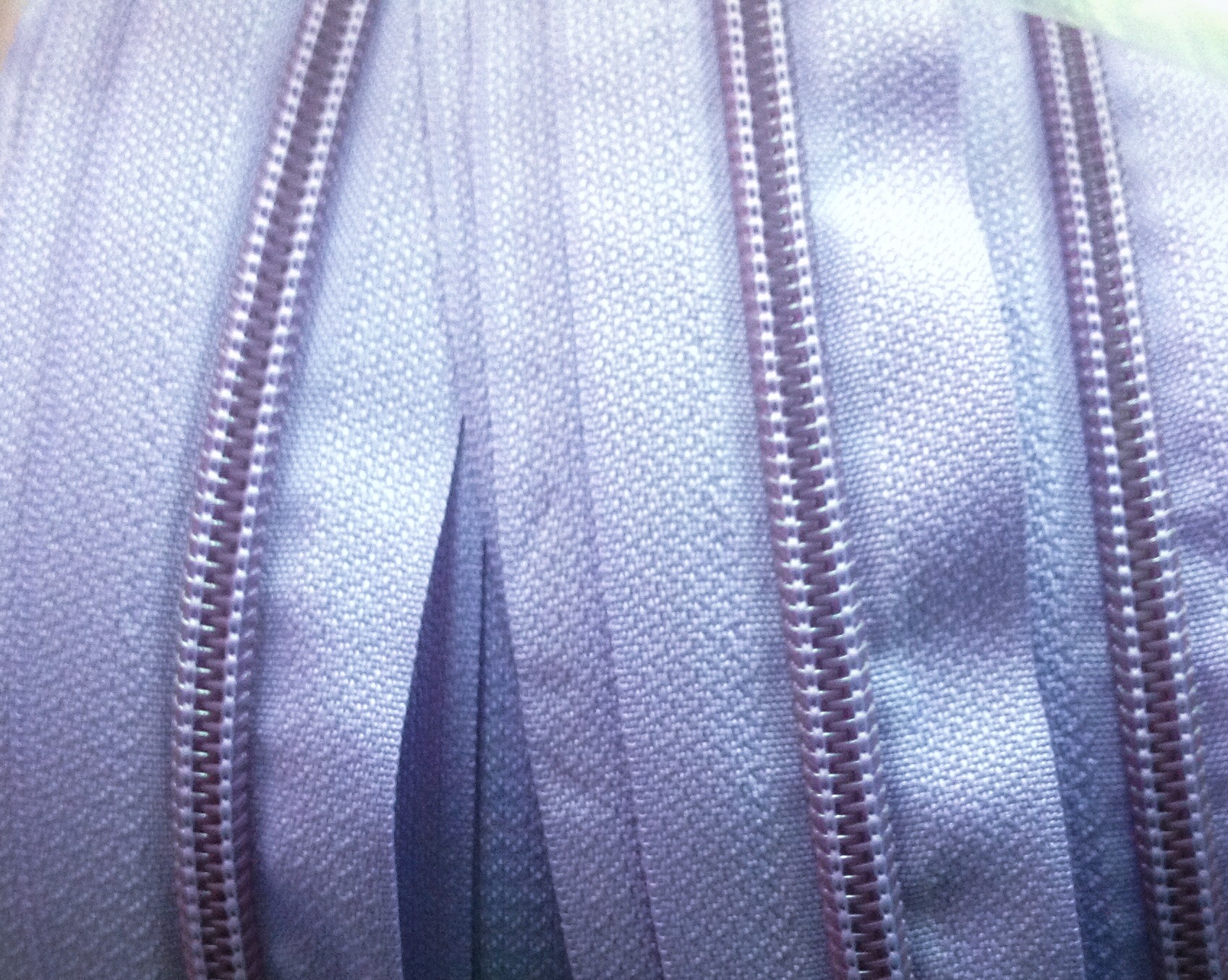 ซิบไนล่อนเบอร์5 ม่วงอ่อน