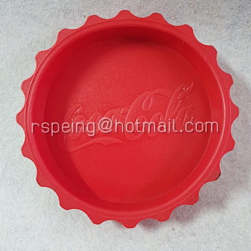 จานซิลิโคนรองแก้วทรงฝาจีบ Coca-Cola