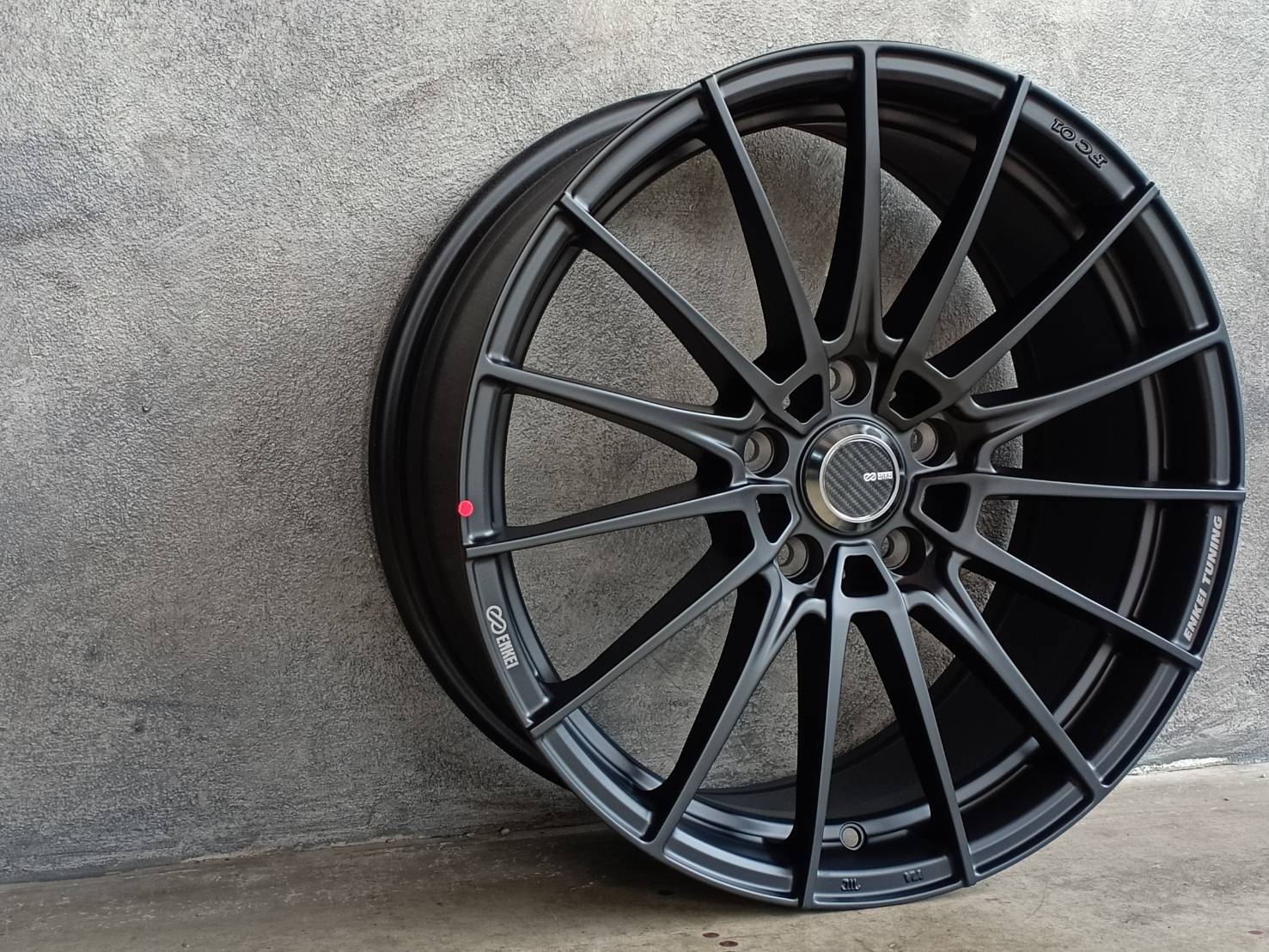 ล้อแท้ ENKEI TUNING FC01 FLOWFORMING จัวใหม่ มีที่เดียวในไทย