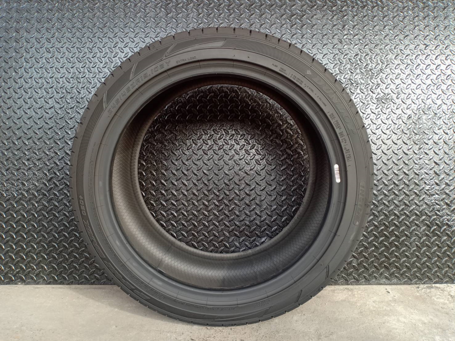 DUNLOP 245/45ZR19 SP SPORT MAXX 050+ ราคาส่ง