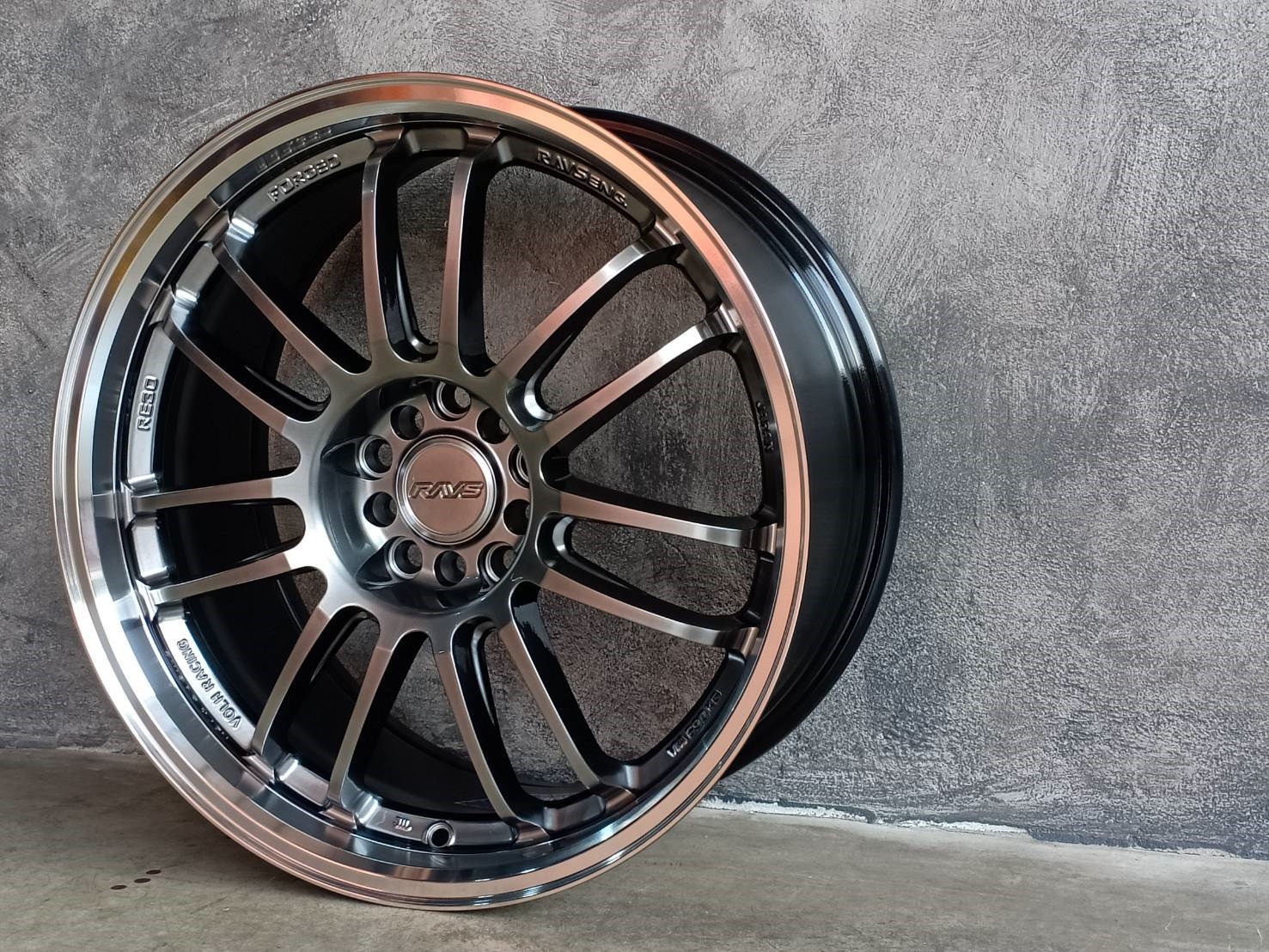 RE30 FLOWFORMING ล้อเบา ขอบ18 ราคาพิเศษ