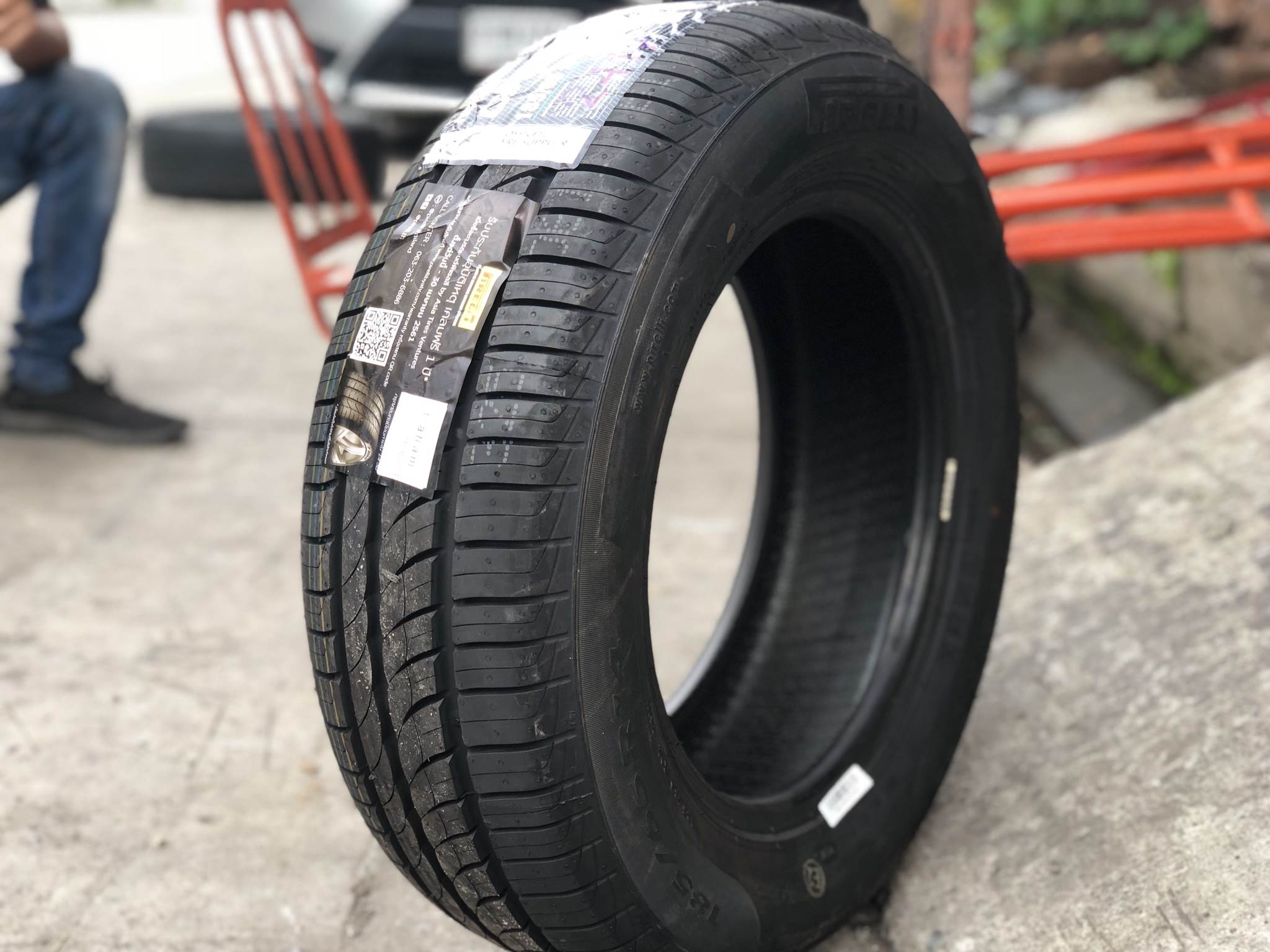 PIRELLI Cinturato P1 185/65R14 ซื้อ2แถม2