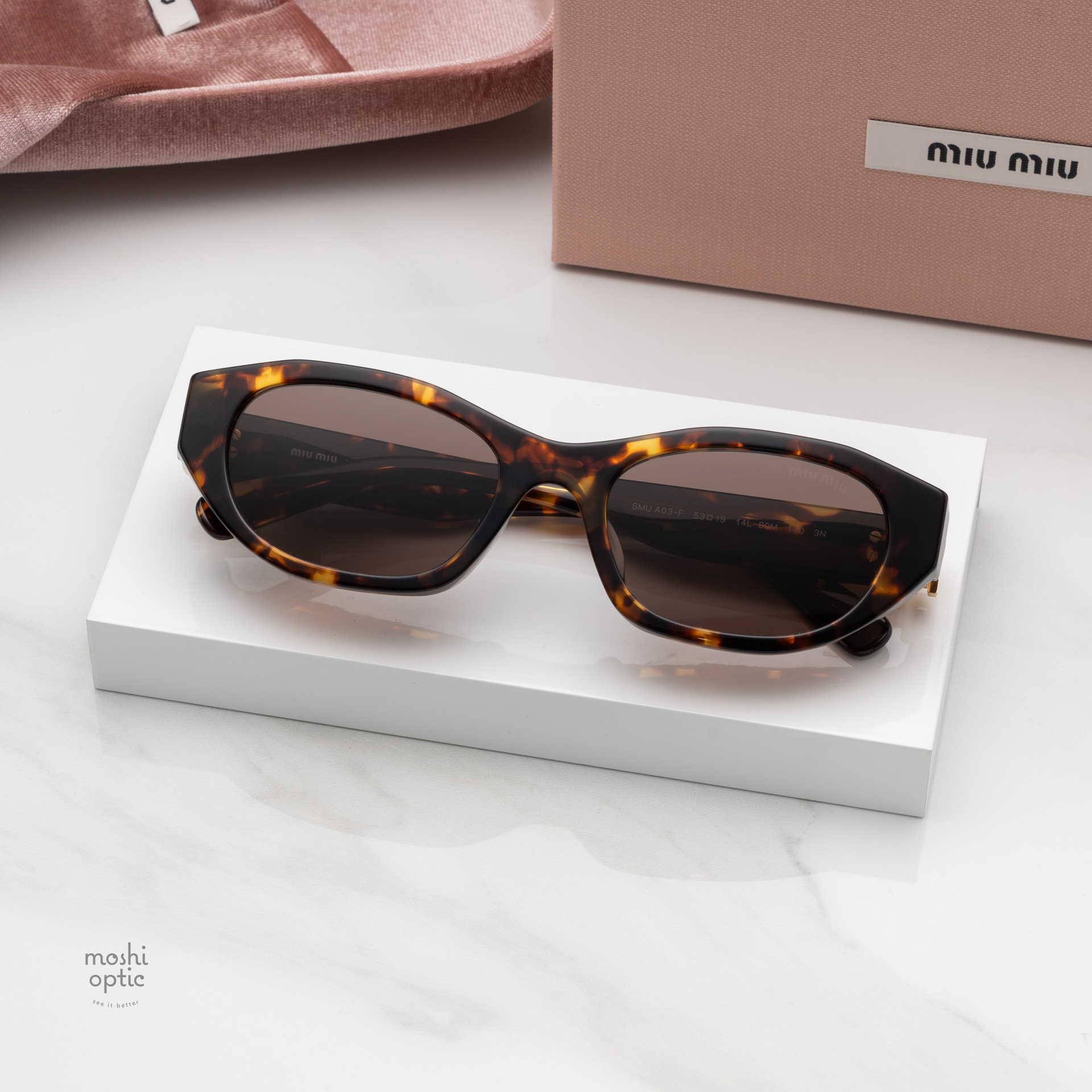 แว่นกันแดด Miu Miu MUA03SF 14L60M