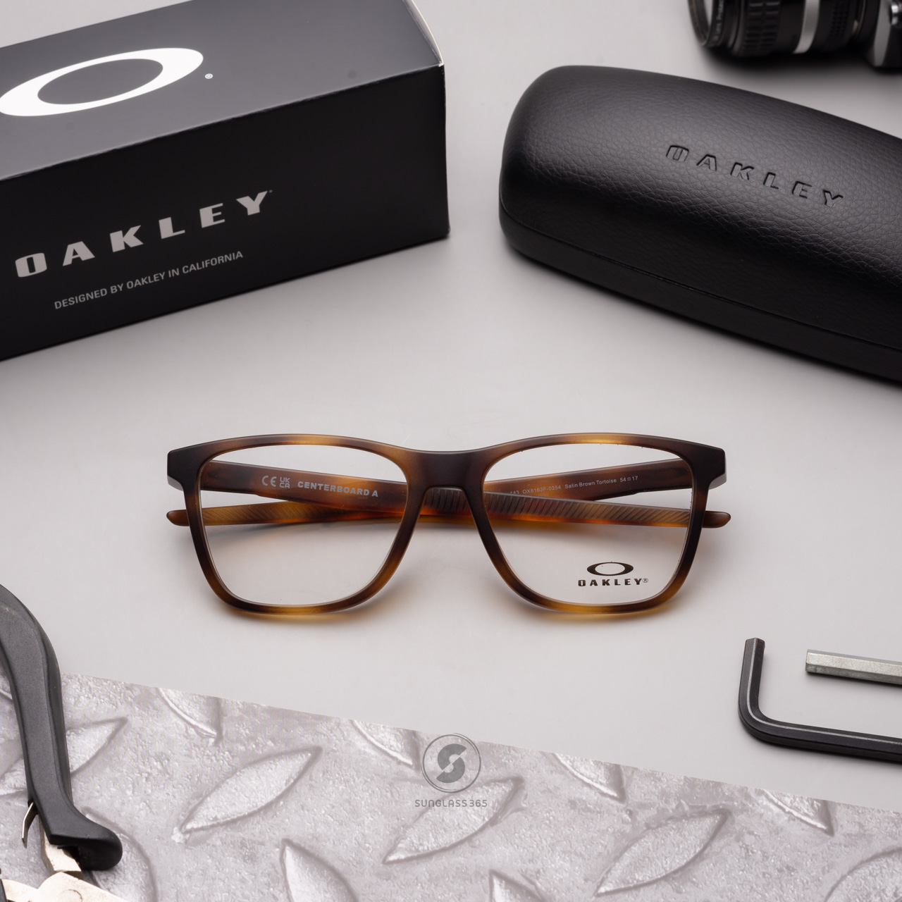 Oakley Centerboard(A) OX8163F-03 Satin Brown Tortoise