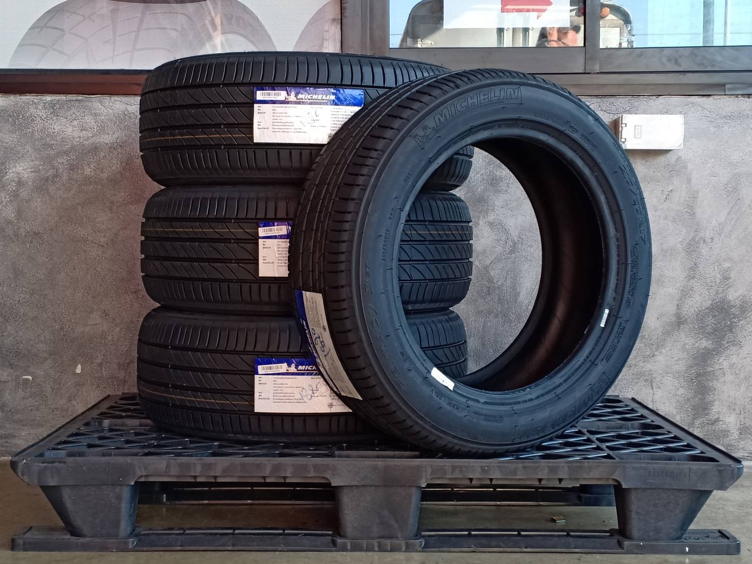 MICHELIN 215/55R17 PRIMACY 3ST 94V MADE IN THAILAND