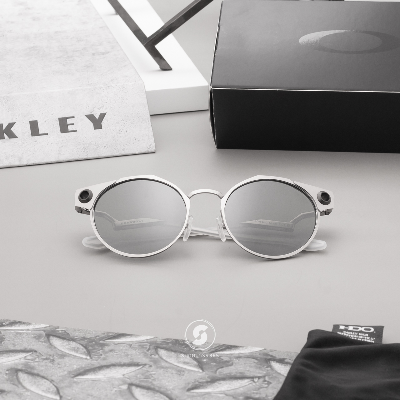 Oakley OO6046-01 Deadbolt Prizm Black