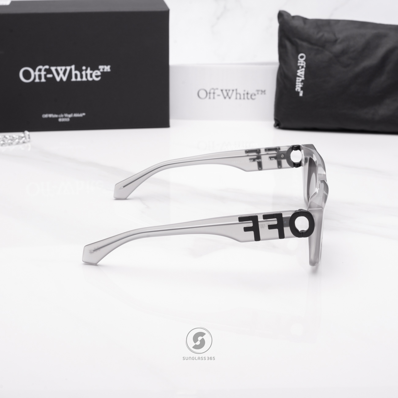แว่นกันแดด Off-White OERI125 0907