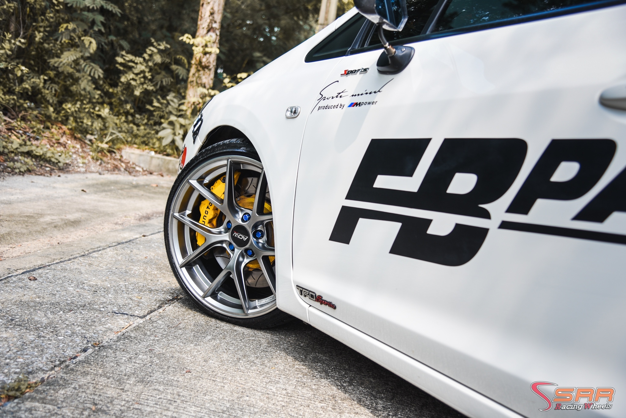 AOW009 BBS มีทุกสเป็ค สำหรับรถทุกรุ่น