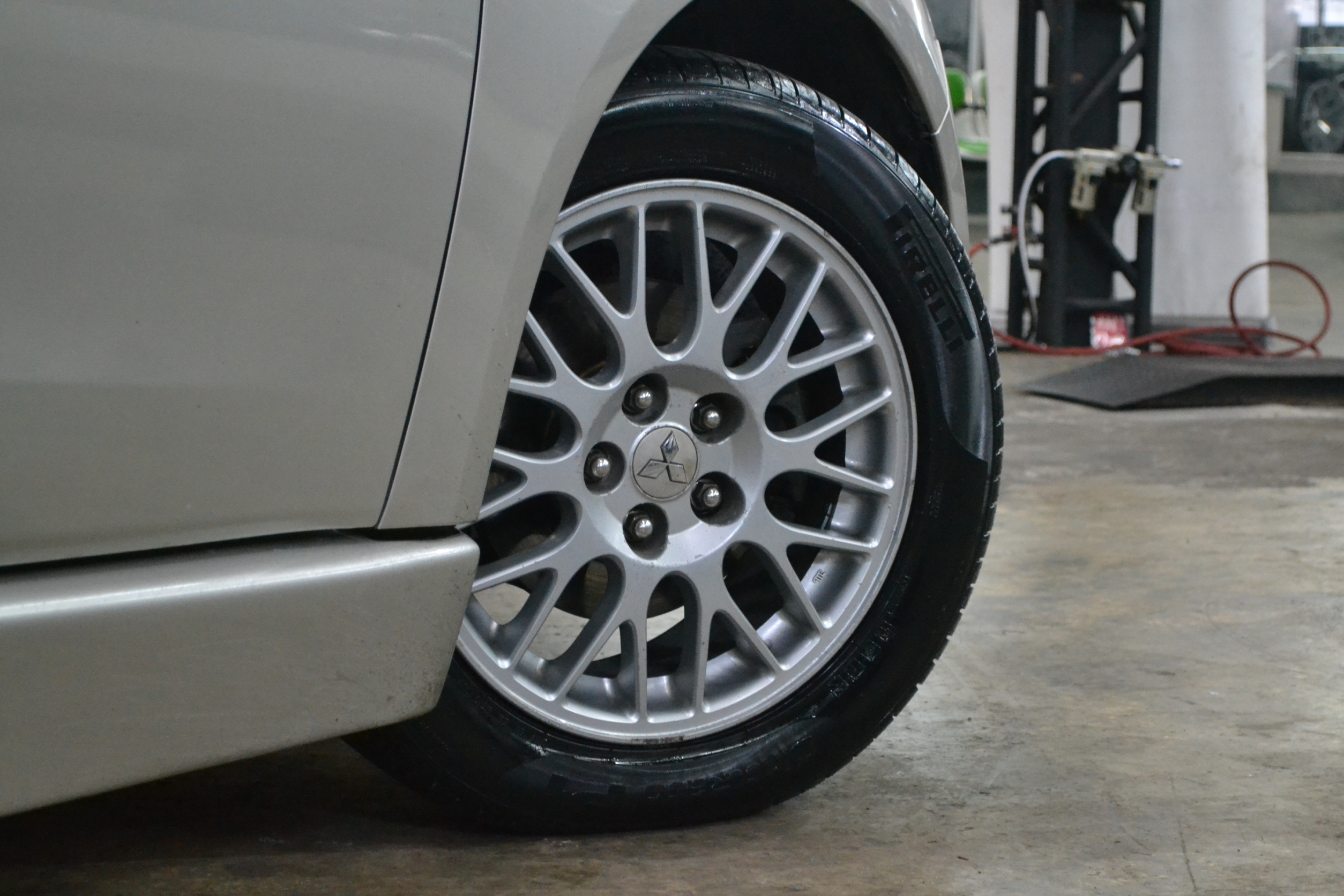 PIRELLI Cinturato P1 225/55R17 ซื้อ2แถม2 บริการติดตั้งฟรี