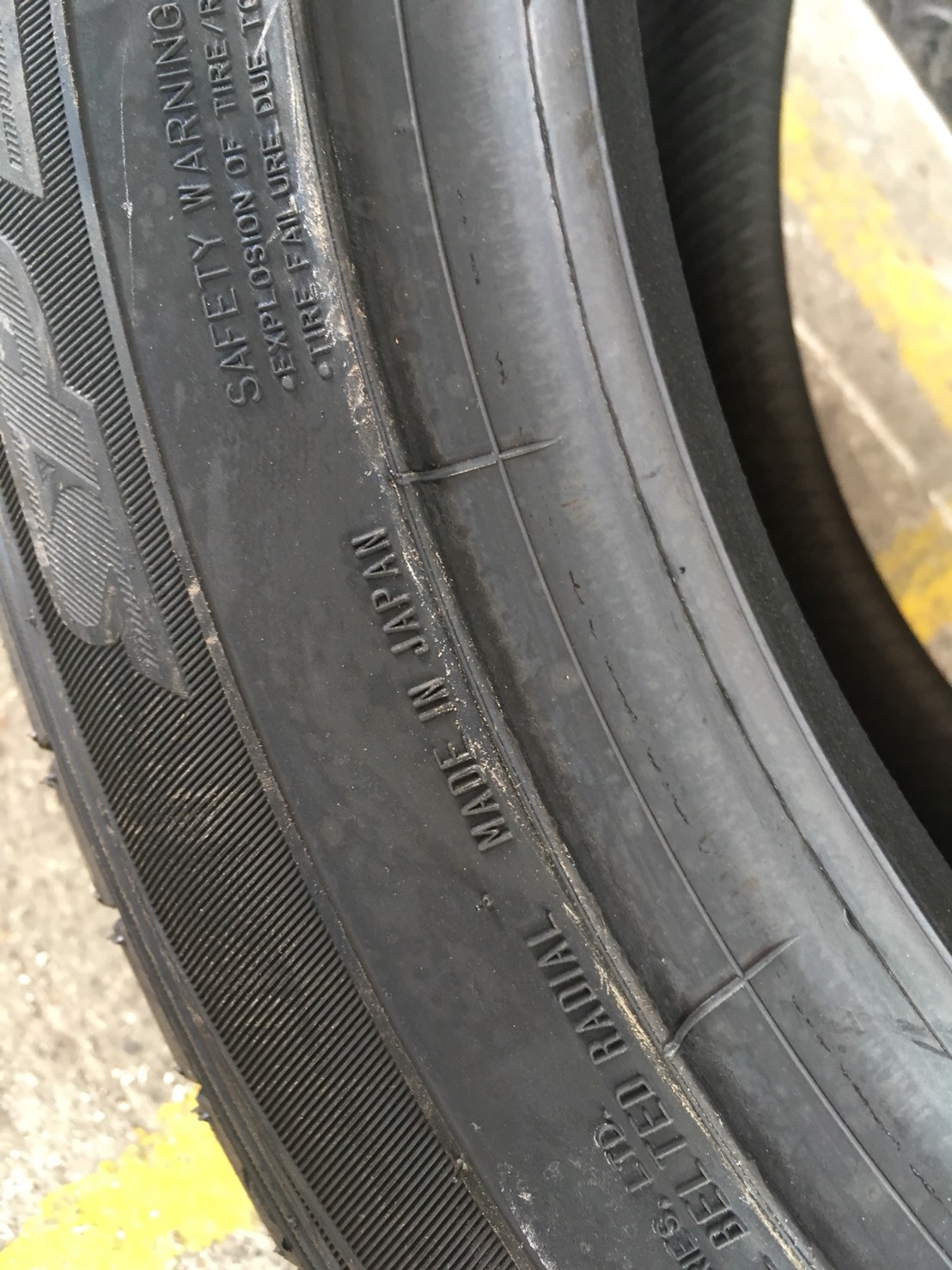 DUNLOP SP SPORT MAXX050+ 225/55R18 ปี17 เส้น 7500 ปกติ 9500