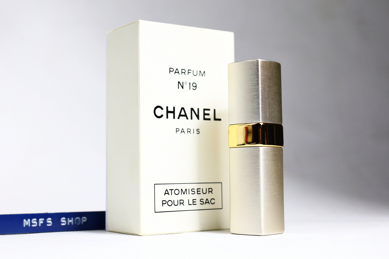 [Vintage] 🌟 CHANEL N°19 Atomiseur Pour Le Sac 7ml Metal Case แบบสเปรย์พกพา - น้ำหอม Vintage