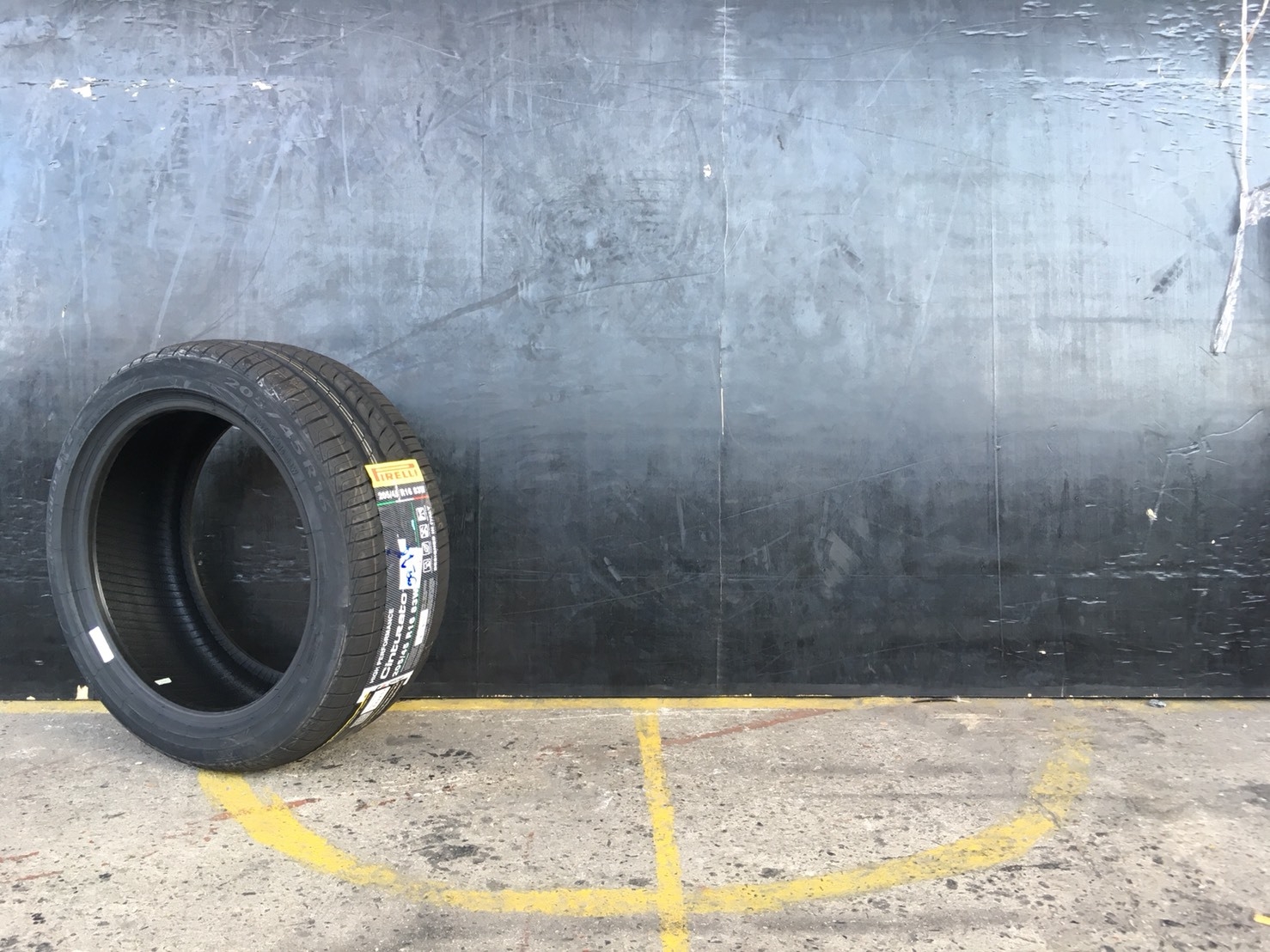 PIRELLI P1 205/45-16 ราคาถูก