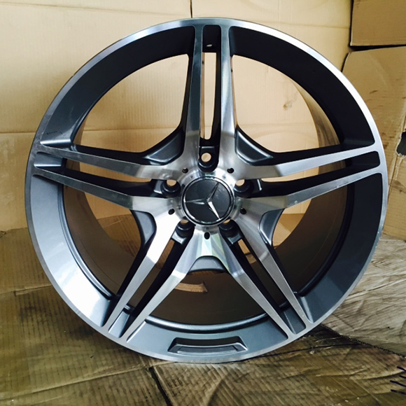 ล้อใส่ BENZ AMG W5009 ขอบ18 ตัวใหม่