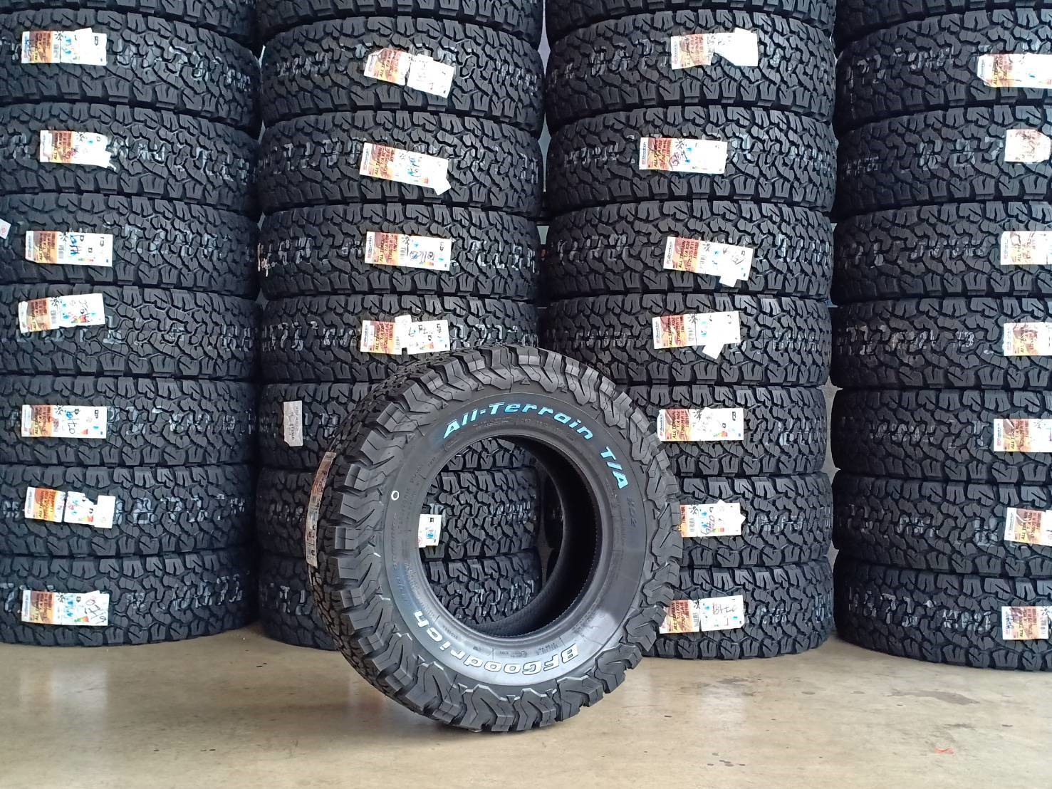 BF GOODRICH KO2 265/70-16 ปี19 USA ลดราคา