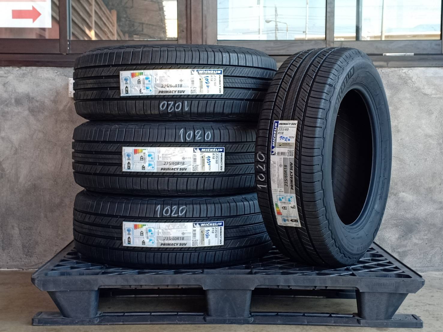 MICHELIN PRIMACY SUV 235/60R18 ปี20
