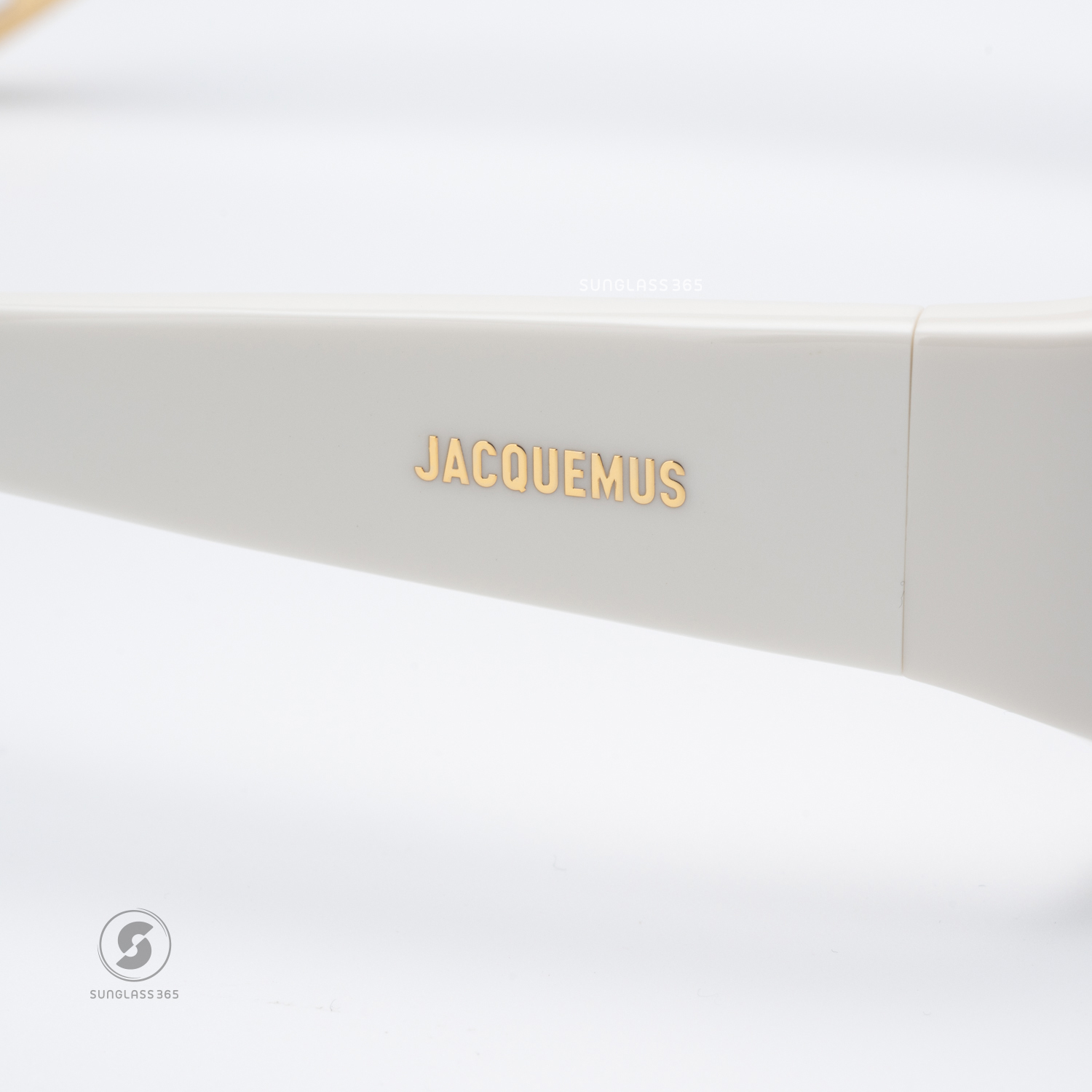 แว่นกันแดด JACQUEMUS OVALO JAC4 C7