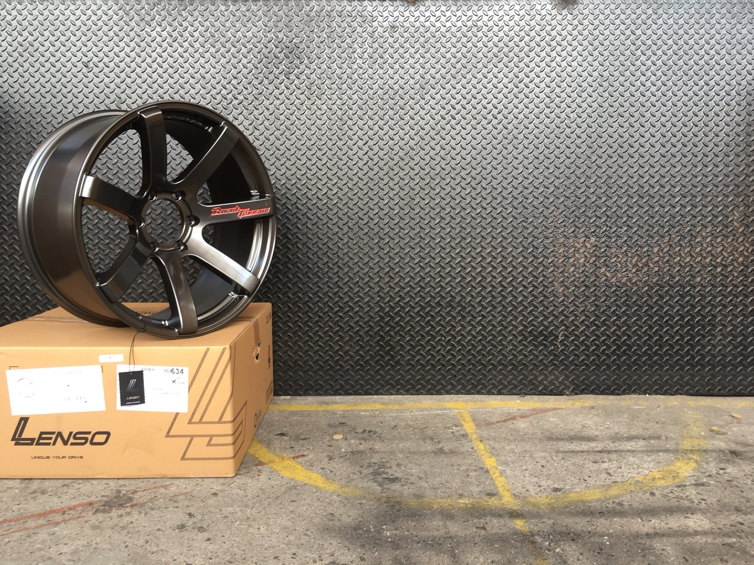 ล้อแท้ LENSO RTC ขอบ18นิ้ว วงละ 6,500.-