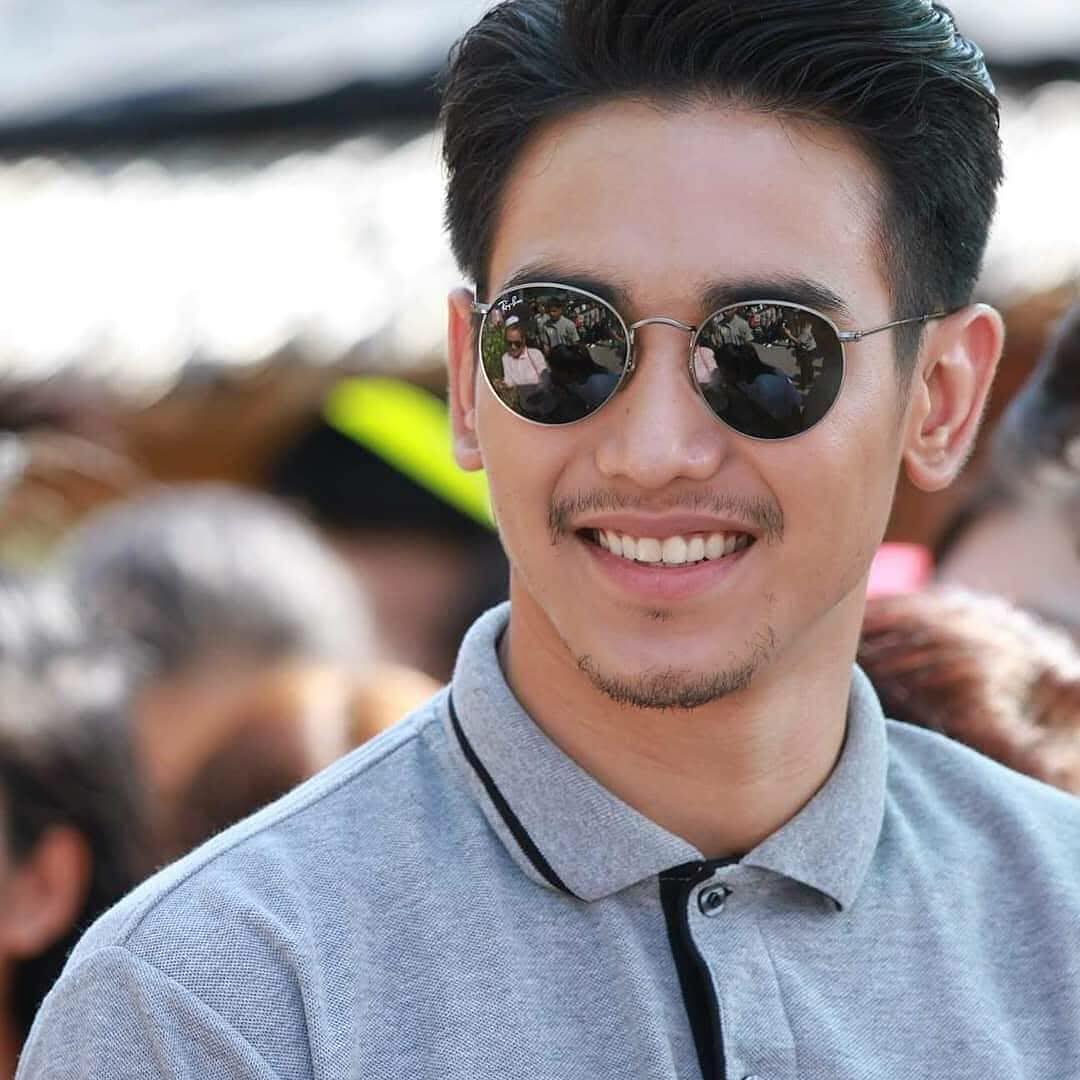 Ray-Ban RB3447 029 Round metal Gunmetal frame G-15 lenses