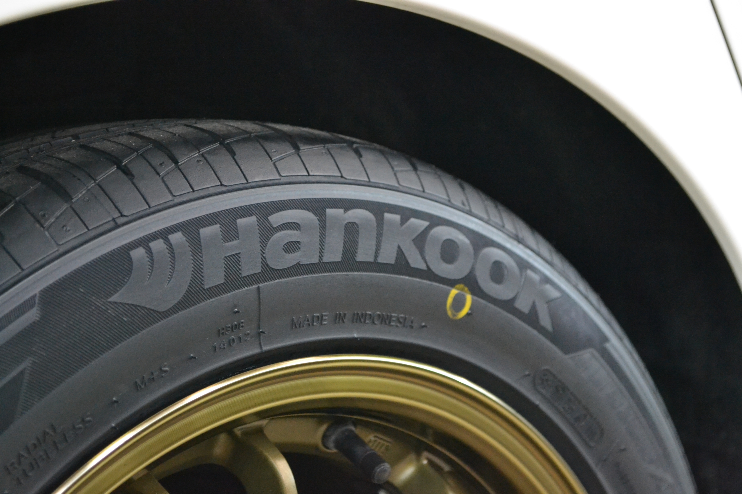 ล้อใหม่ RE30 ขอบ15 พร้อมยางชุด 12500 ปกติ 19500