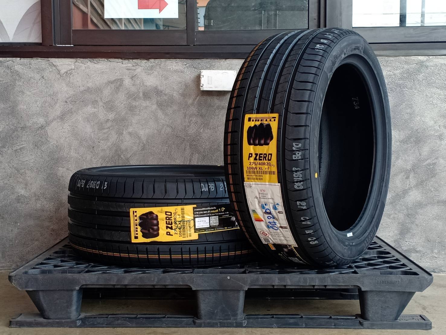 PIRELLI 275/40R20 P ZERO PZ4 R-F (*) 106W XL MADE IN MEXICO