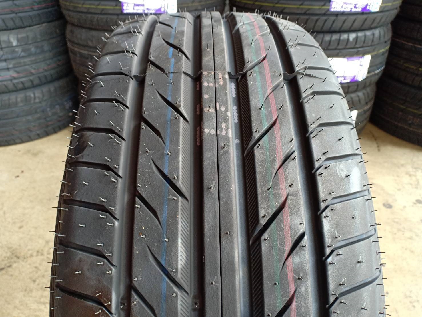 ACHILLES ATR Z 225/45-18 ปี19 มาใหม่ ราคาถูกกว่าเดิม
