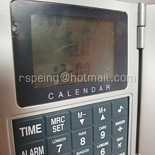 เครื่องคิดเลขและวิทยุพับพกพา บริษัท บัตรกรุงไทย จำกัด (มหาชน) พร้อมกล่อง