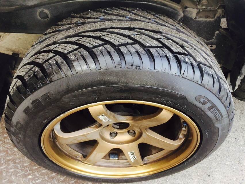 ยางใหม่ GTRADIAL 528 255W55S18 ปี16 2,500 ปกติ 5000