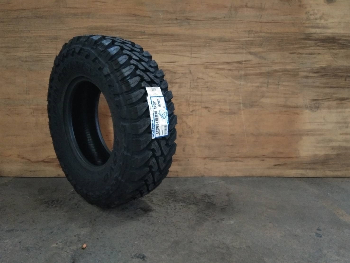 TOYO OPMT 285/75-16เส้น 7500 ปี18 ปกติ 10000