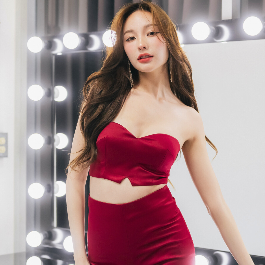 Lism S-060 Duchesse Satin Bustier เสื้อครอปเกาะอก