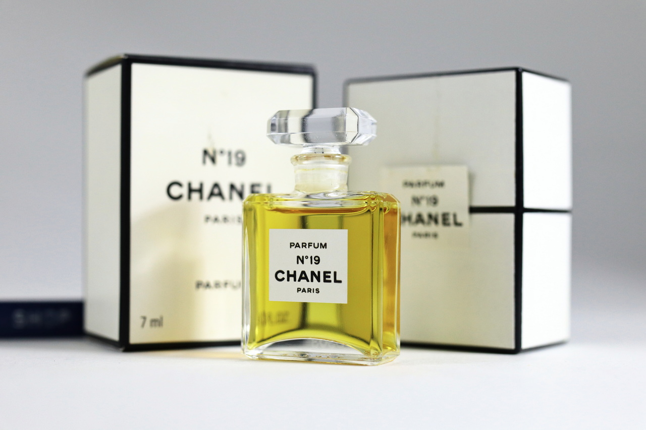 [Vintage] 🌟 CHANEL N°19 Parfum 7.5ml Splash แบบแต้ม [2025-1] - น้ำหอม Vintage