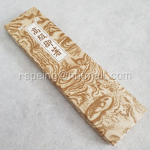 ชุดตะเกียบไม้ 2 คู่ สีทูโทน พร้อมกล่อง ของขวัญ ของที่ระลึกจากญี่ปุ่น