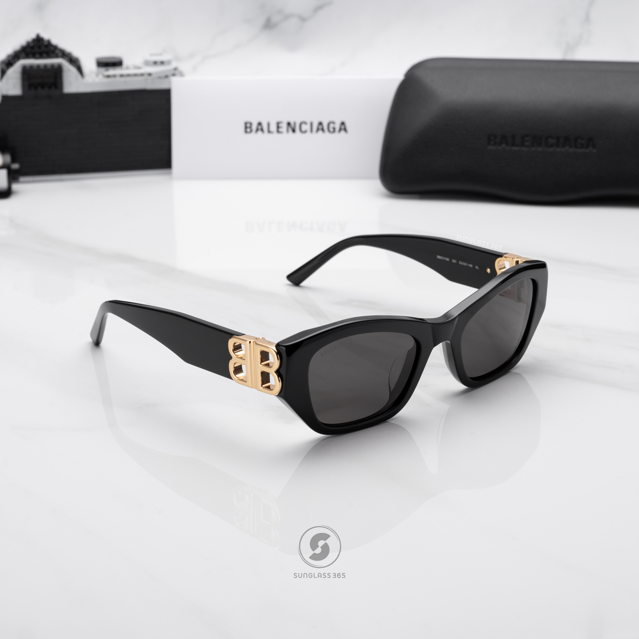 แว่นกันแดด Balenciaga BB0311SK 001