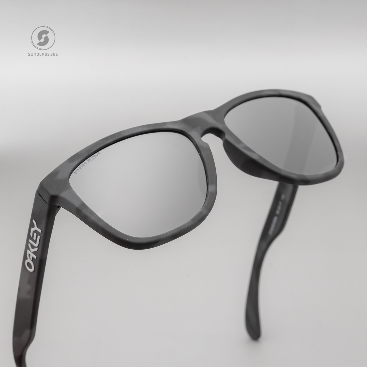 Oakley OO9245-65 Frogskins prizm black