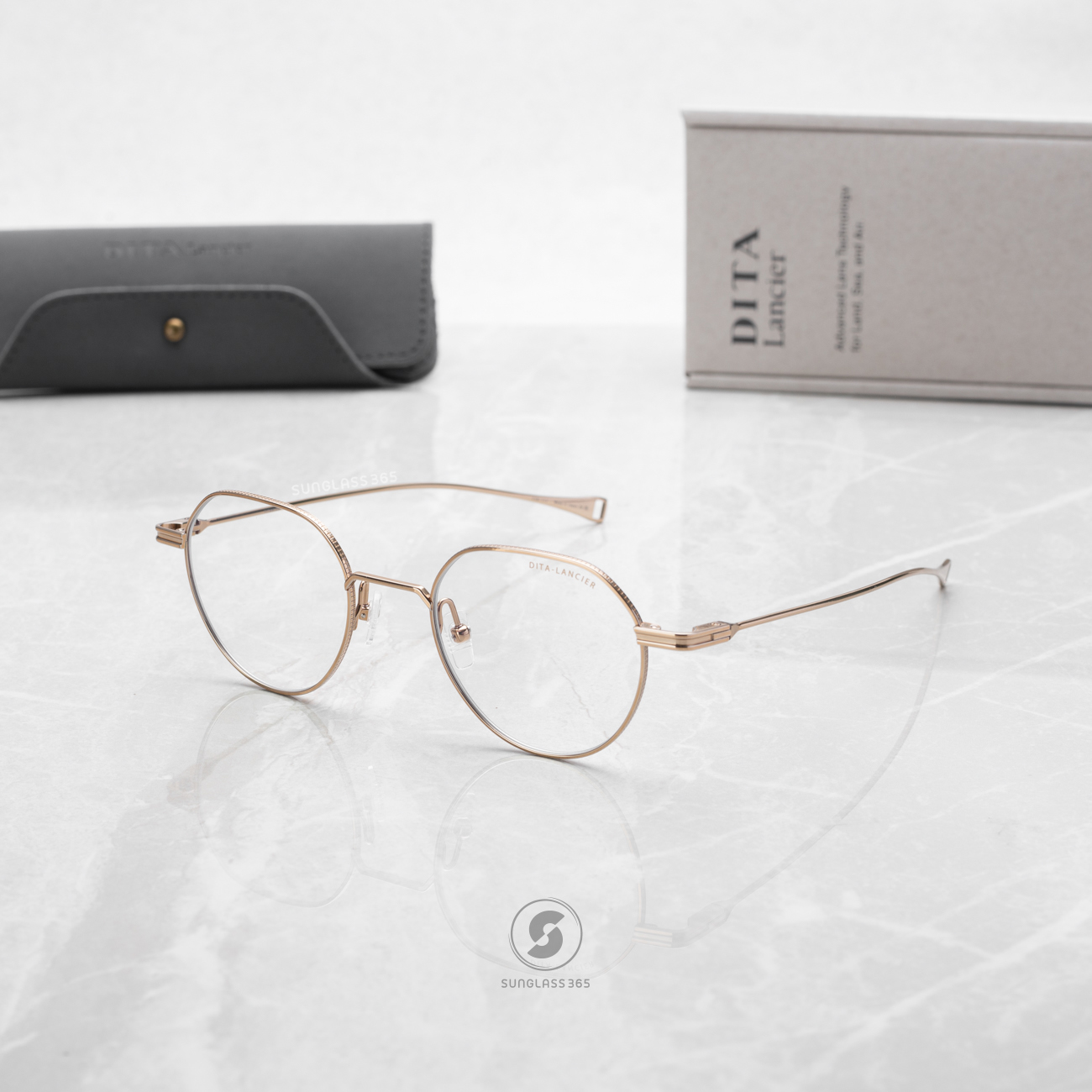 แว่นสายตา DITA LANCIER DLX117 A 01 with Blue Control Lens