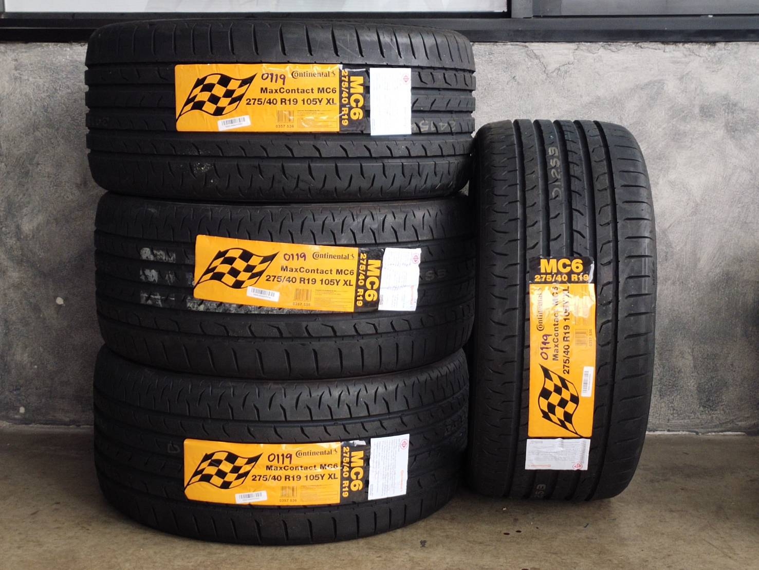 CONTINENTAL MAXCONTAC MC6 275/40R19
