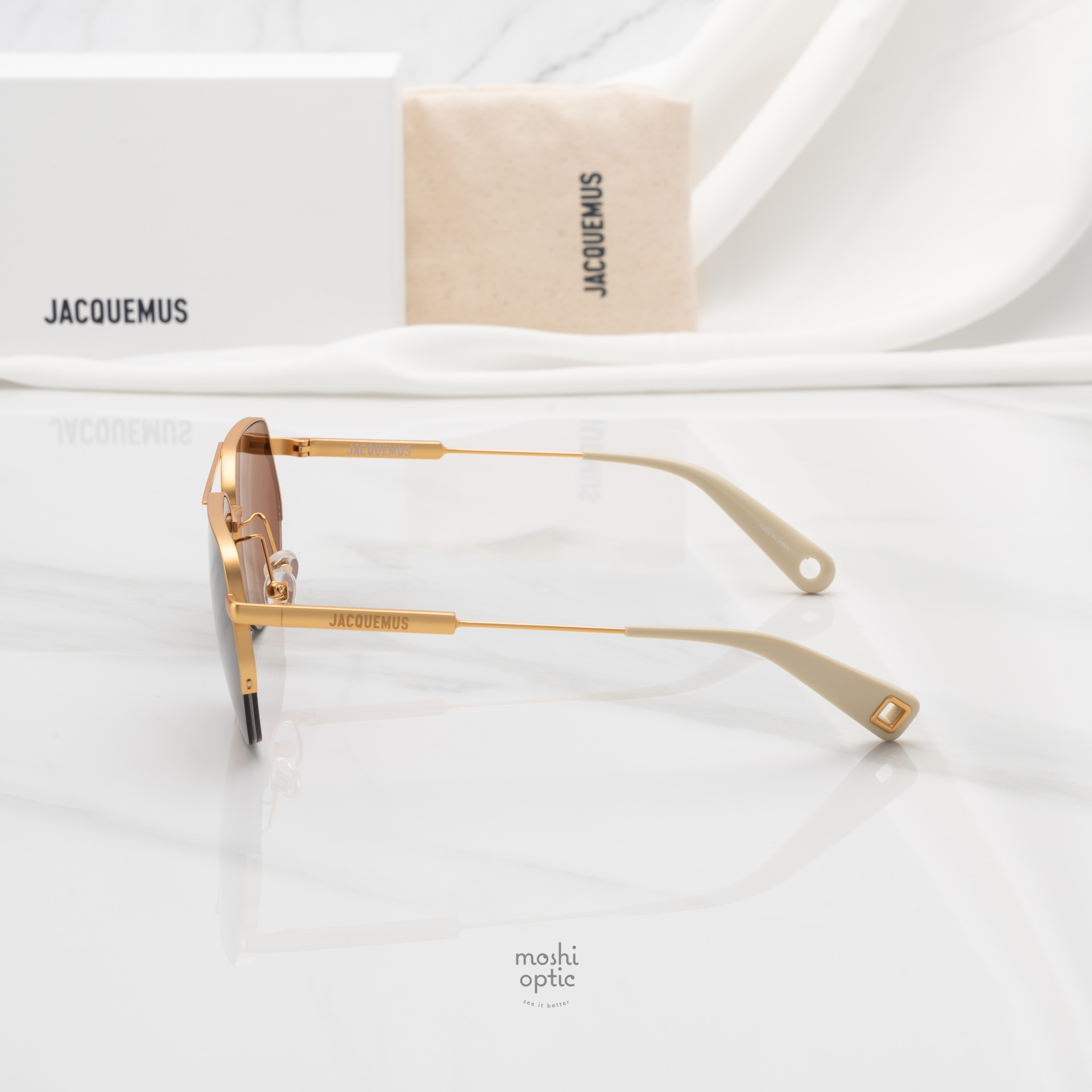 แว่นกันแดด JACQUEMUS AVIADOR JAC67 C1